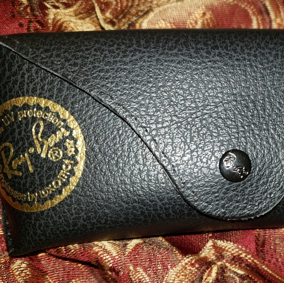 Ray-Ban sunglasses - Picture 5 of 5